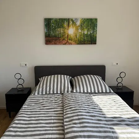 Apartment Buckel